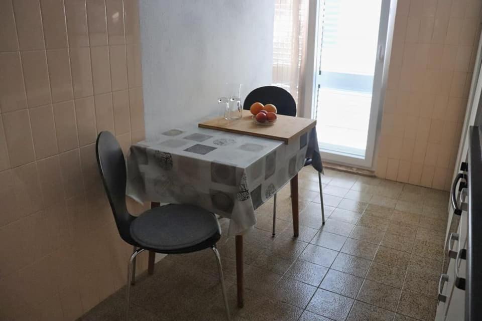 Apartman Simac Okrug Gornji Trogir Eksteriør billede