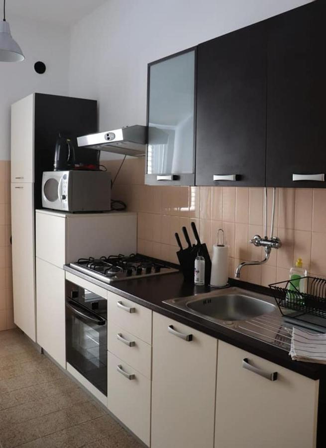 Apartman Simac Okrug Gornji Trogir Eksteriør billede