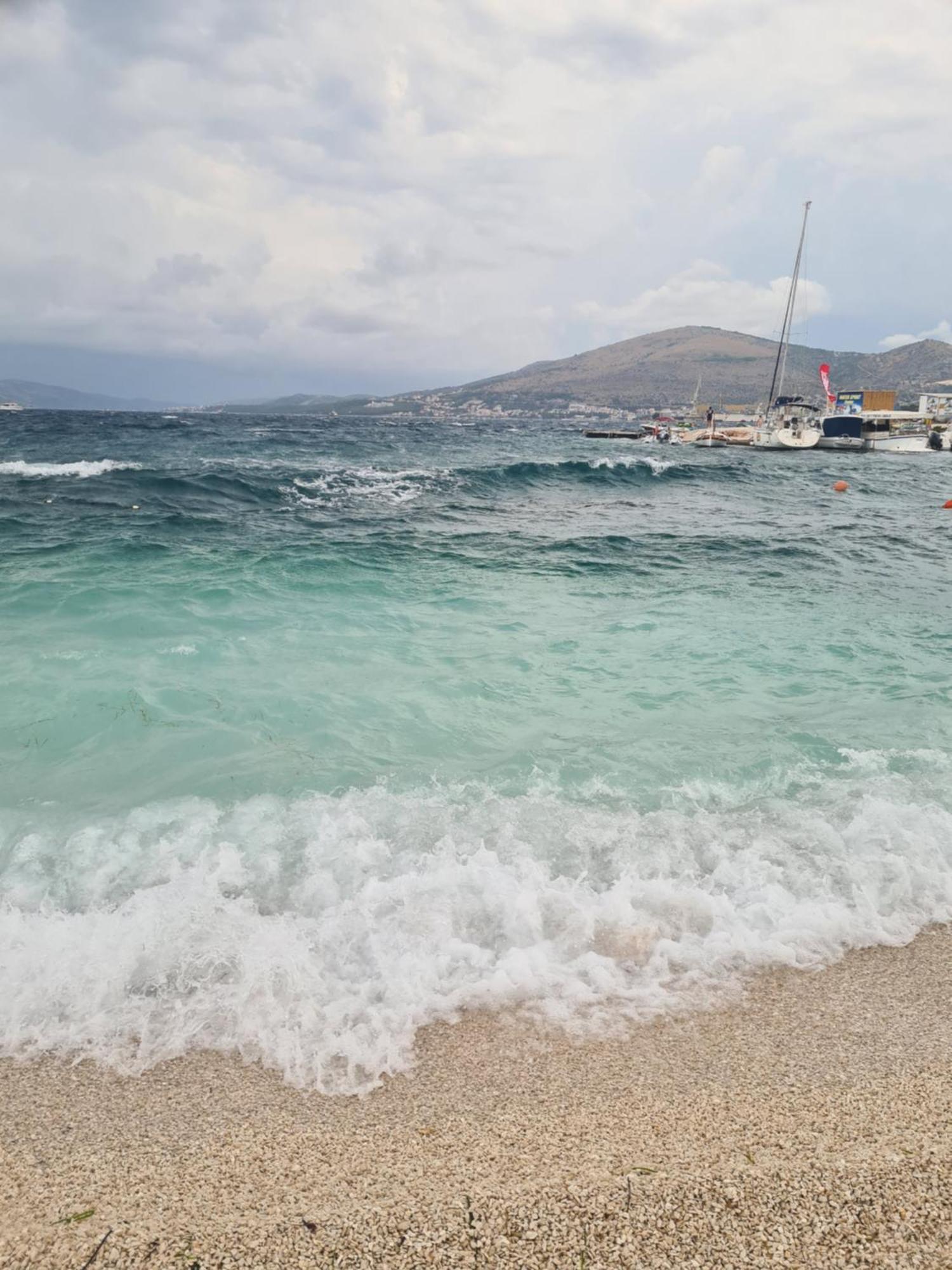 Apartman Simac Okrug Gornji Trogir Eksteriør billede